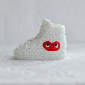 Baby sneakers Crochet Cream Color Crochet baby sneakers Baby Beanie Hat Outfit Crochet Baby Shoes Crochet Booties Baby Shower Gift image 1
