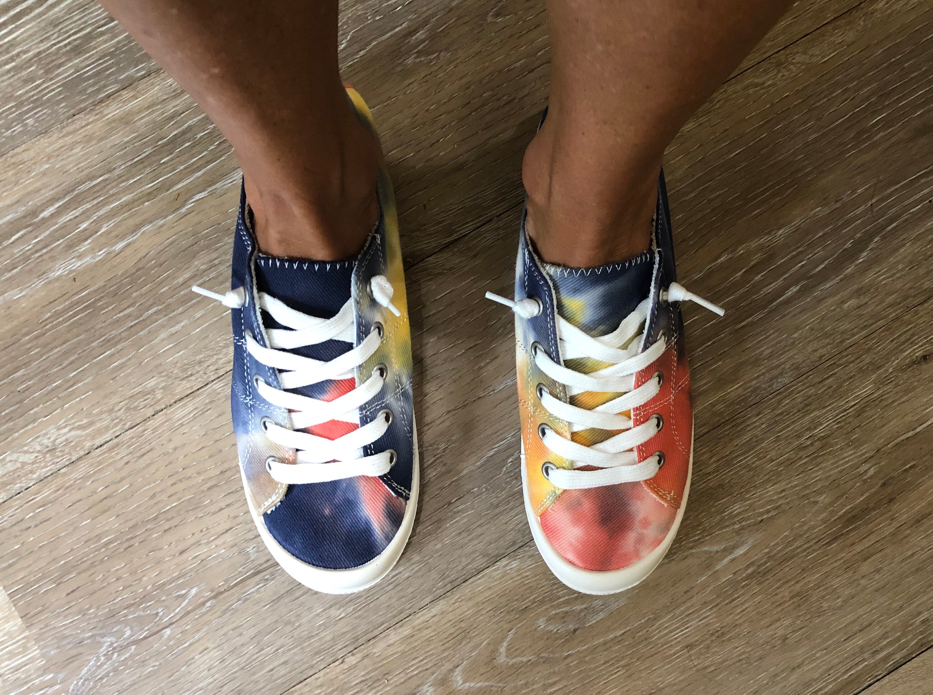 tanjun tie dye sneakers
