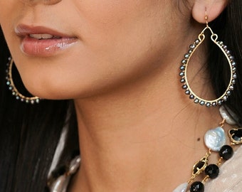 Black freshwater pearls teardrop gemstone hoop earrings