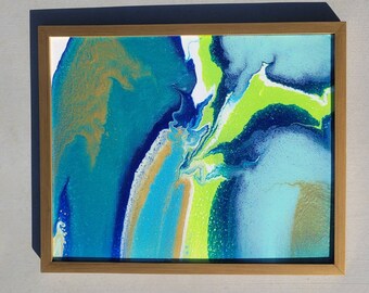 Pintura de arte fluido verde, azul, azul claro, blanco y oro 20x16