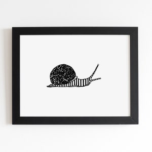 Impresión de caracol, Postales imprimibles, Arte de vivero de bosques en blanco y negro, Día de San Valentín estacionario, Tarjeta de felicitación simple
