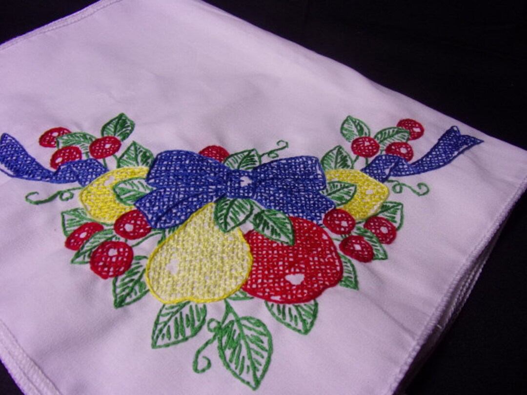 Hand Embroidered Placemats New Set of 4 Fruit Embroidered Placemats