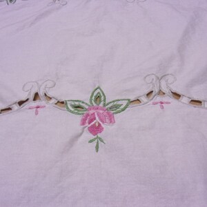 Vintage Cream Embroidered Tablecloth Rose Design Oval 80 X 62 Cotton ...