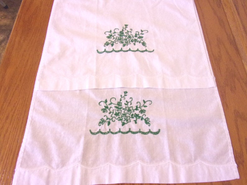 Vintage Hand Embroidered Tea Towels Cotton Tea Towels/hand Etsy
