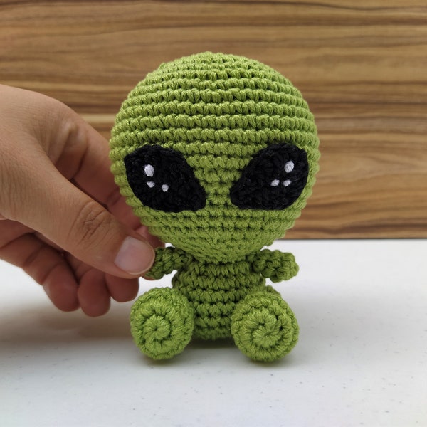 Alien Amigurumi Crochet Pattern, Stranger Monster Amigurumi Doll Crochet Pattern, Alien Child, Chubby Alien, Cute Alien, English PDF Pattern