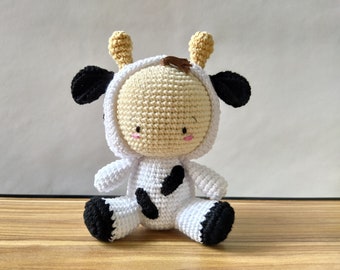 Baby in Cow Costume Crochet Pattern PDF: Animal Amigurumi Tutorial - English & Spanish Instructions
