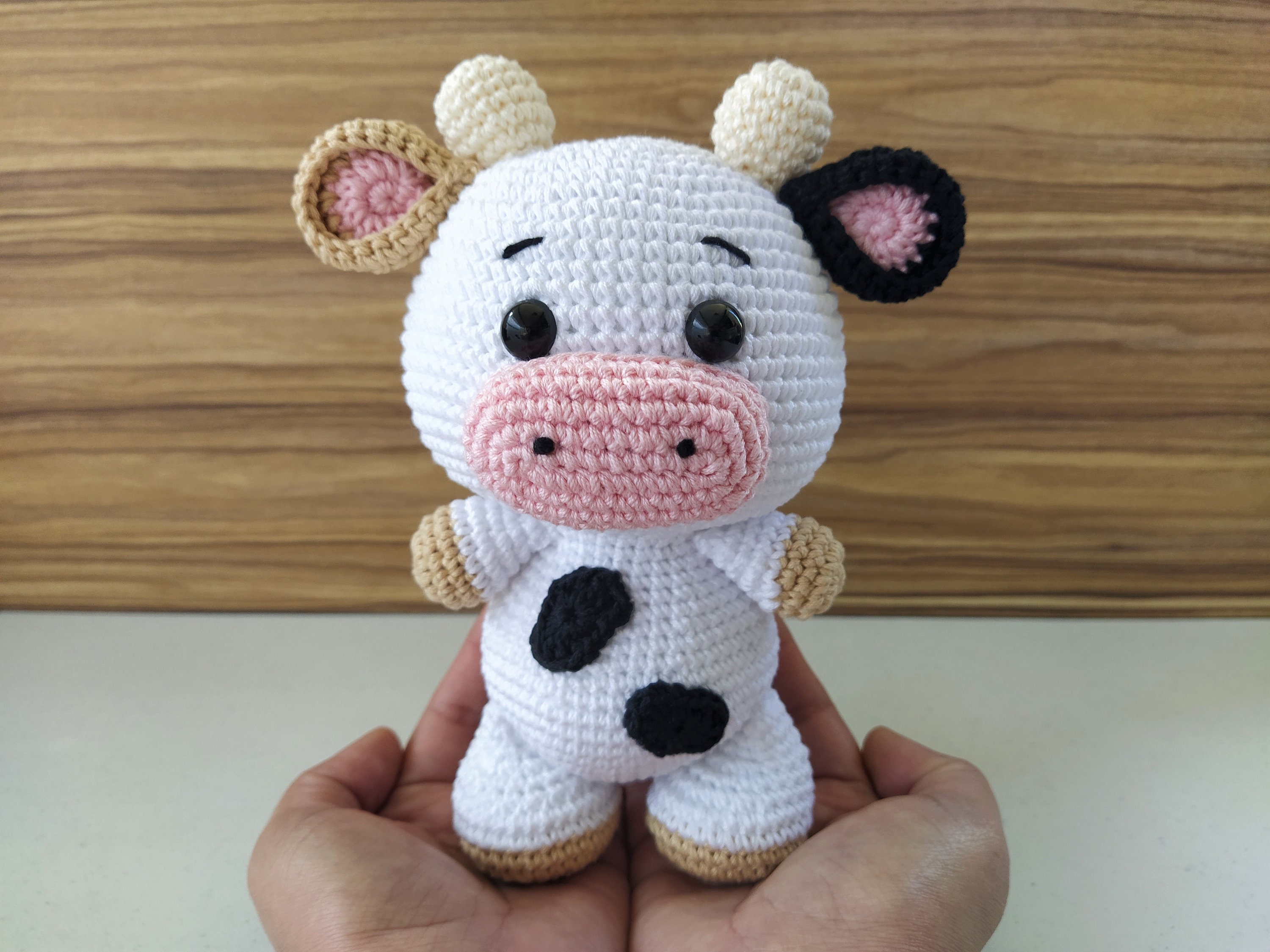 Plush Standing Cow Crochet Kit, Make Your Own Kit & Pattern, Beginner  Friendly Animal Set, Amigurumi Beginner Craft Project, Starter Set 