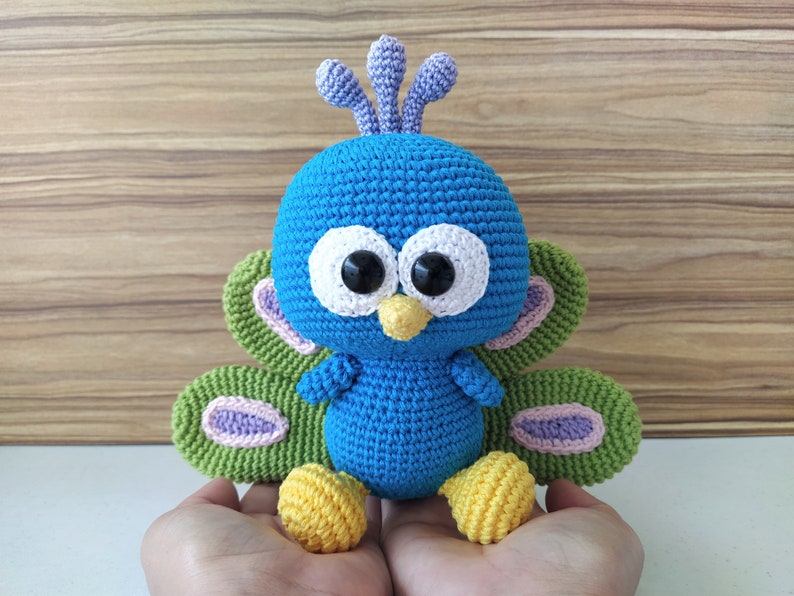 Modèle de crochet de paon, modèle de crochet de paon, amigurumi de paon, amigurumi de paon, peluche de paon, jouet de paon, décoration de paon, Pavo image 1