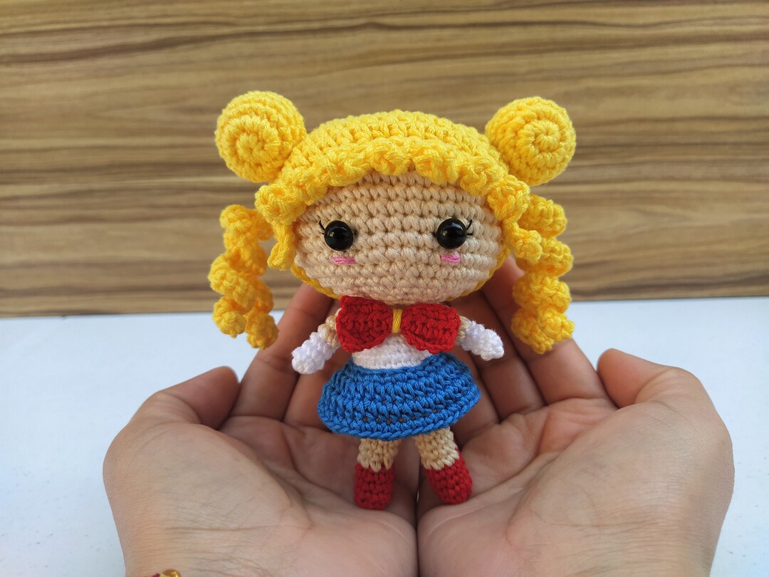 セーラームーンのかぎ針編みパターン、セーラームーン人形の編みぐるみ