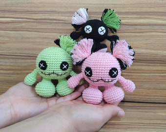 Modello all'uncinetto per la famiglia Rocker Monster in PDF: Tutorial Amigurumi per mostri - Istruzioni in inglese e spagnolo
