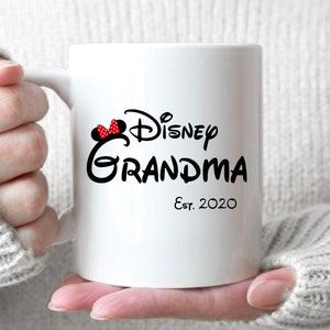 Grandma - Pregnancy Announcement, New Grandma Gift, Future Grandma Gift, New Baby Announcement, Custom Grandma Mug, New Grandmother