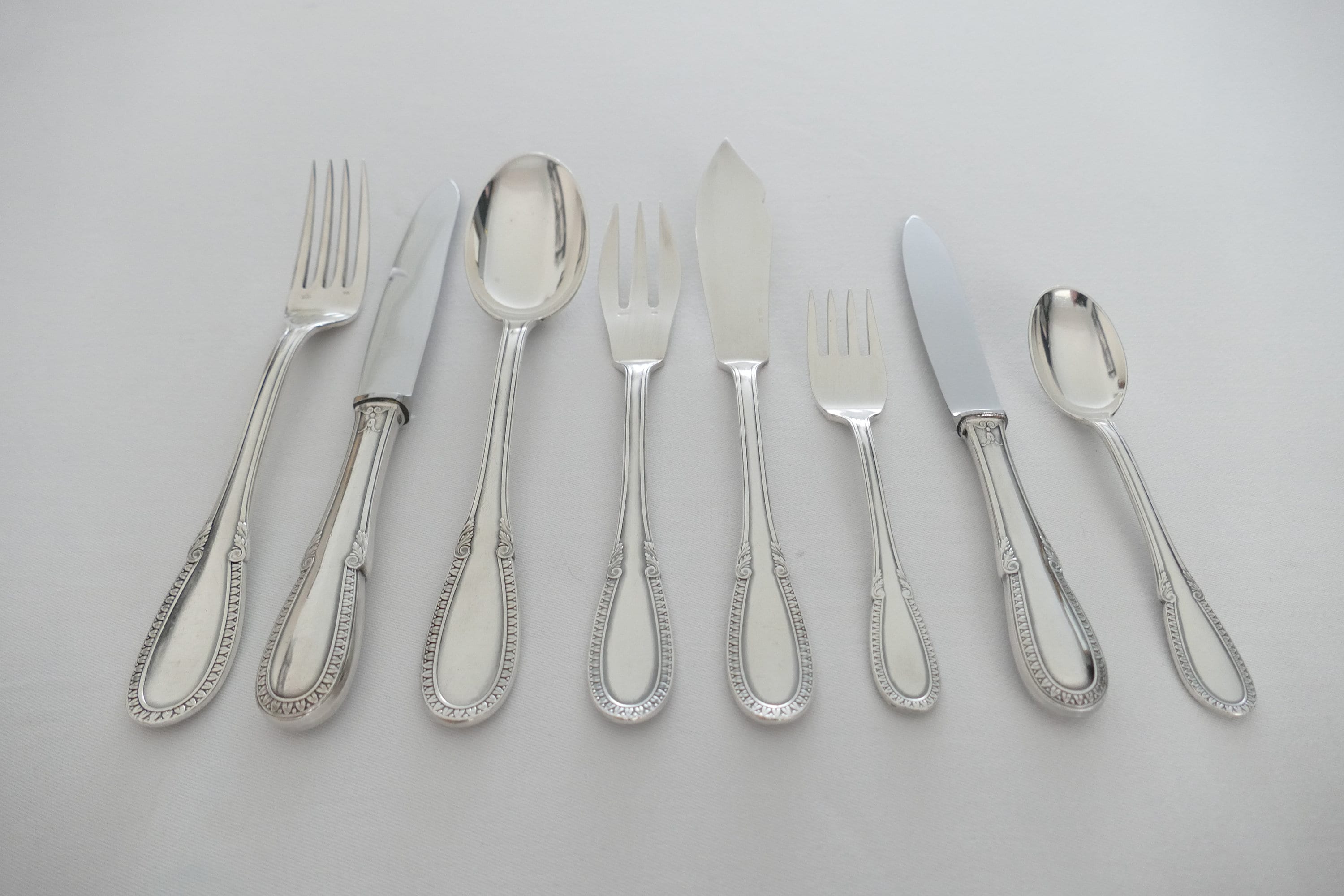 Ensemble de couverts 72 pièces, Manche Orfèvre, Argenté Acier, Perles