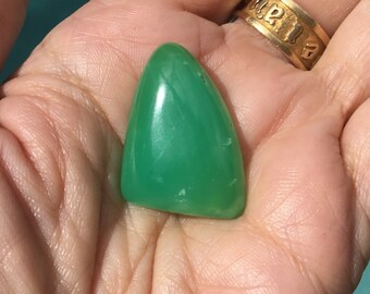 Translucent Chrysoprase - Freeform Triangle - Cabochon Gemstone for Jewelry - Ring, Pendant, Necklace, Bracelet, Bolo