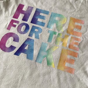 Hier voor de Cake Tshirt