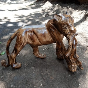 Hand Carved Wood &quot;Lioness & Antelope&quot; Original Kamba Tribe Table Art Kenya Africa Sculpture Cat Statue Shelf Floor Deco Original Other Woods