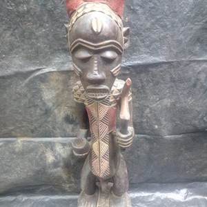 Antike Pende Stammes &quot;Krieger Häuptling&quot; Original Vintage Statue Geschnitzte Holz Kongolesische Skulptur Afrika Primitive Kunst Boden Regal Dekoration Rot