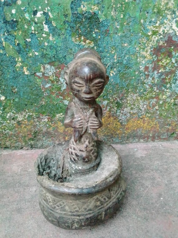 アフリカプリミティブアンチック STATUETTE-FETICHE African art of