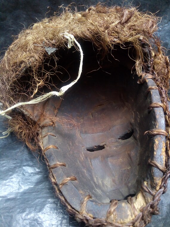 Original Chokwe Tribe Vintage Tribal Mask Cowryshell Sisel DRC
