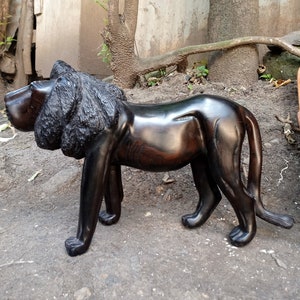 Solid Black/Rosewood &quot;Lion Walking&quot; Original Kamba Coffee Table Art Kenya Africa Sculpture Cat Statue Shelf Floor Deco High Polish Original