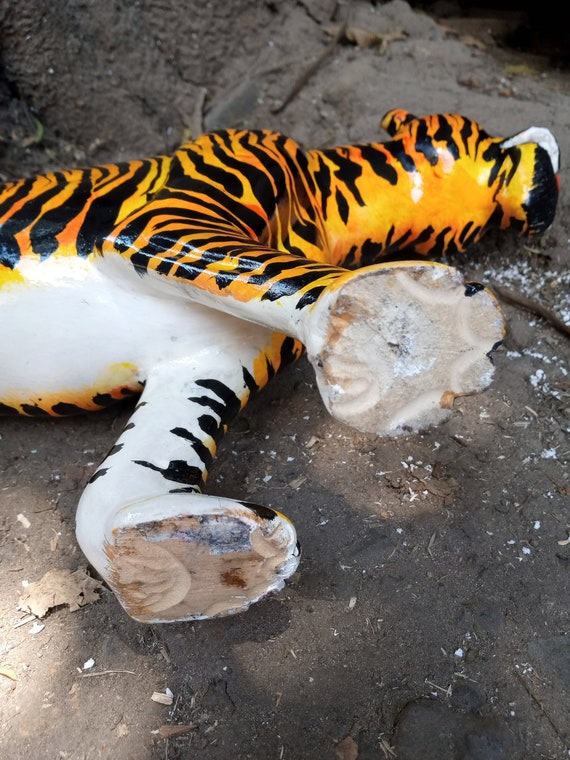 1PC Tiger Handpainted Jacaranda Wood Original Kamba Table Shelf