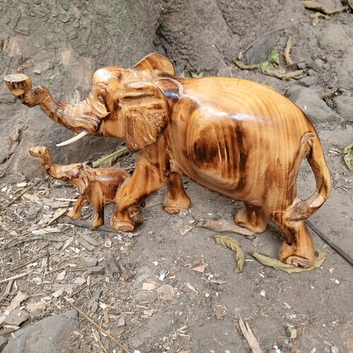 Elephant & Baby Statue Kenya Africa Olivewood Carving Original shops Handcarved Kamba Tribal Art Handmade Animal Shelf Table Decoration Beige Gift