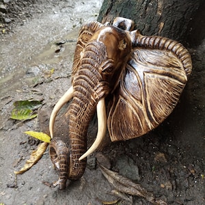 Elephant Mask Kenya Africa Olivewood Carving Kamba Tribal Plaque Wall Hanging Original Handcarved Art Handmade Decoration Beige Brown Gift