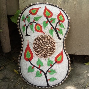 Multicolor Original Cameroon Shield Fully-Functional Deco 1PC Wood Handmade African Beaded Cowry Shell Wall Hanging Art Tikar Tribe Unique