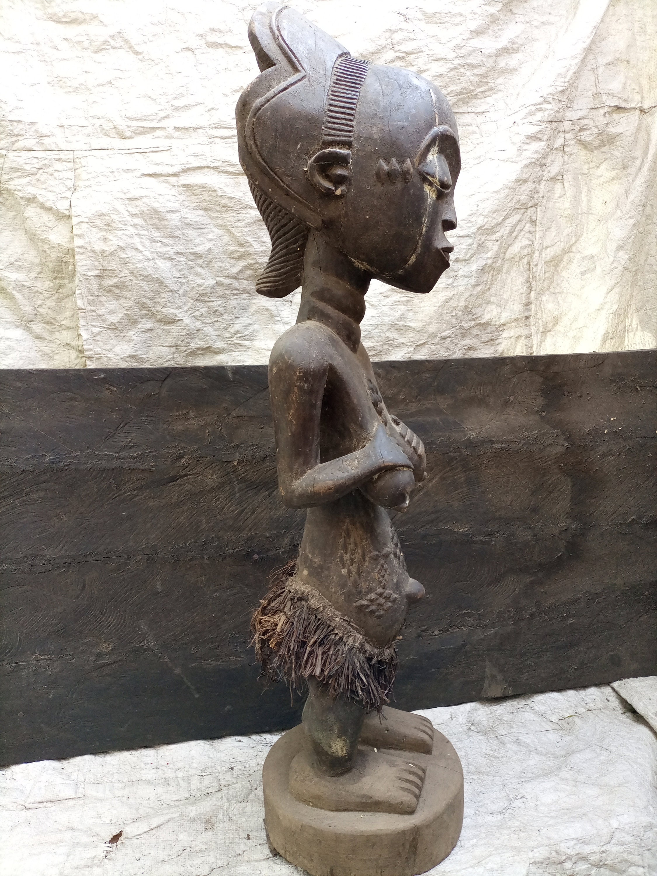 691 骨董 民芸 アンティーク アフリカ コンゴ ルバ族 女性立像 彫刻