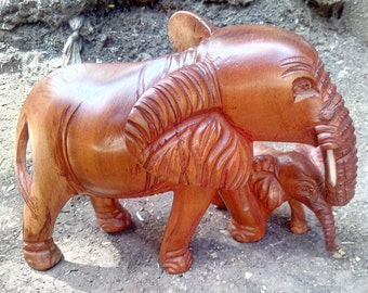 Original 1-Piece Solid Rosewood Elephant & Baby Sculpture Kenya Africa Handcarved Tabletop Entryway Sculpture Art Object
