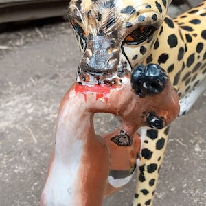 1PC Jacaranda Cheetah Leopard Gazelle Kill Original Kamba Table Shelf Floor Art Kenya Africa Sculpture Cat Statue Original / Black Rosewood