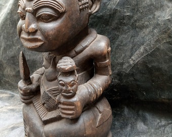 Estatua del rey Bakuba del Congo, RDC, África, talla artística original, antigua, estante, mesa, suelo, regalo vintage, madera tropical, rara, década de 1950-1960.