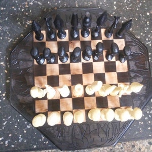 Solid Black Wood Chess Set Game Carved Pieces Makonde Tanzania Africa Art Functional Decorative Octagon Natural Dark Wood Etched Animals