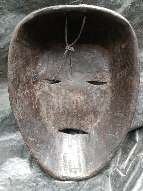 クス族のビーズマスク マルチカラー オリジナル 木彫り コンゴ