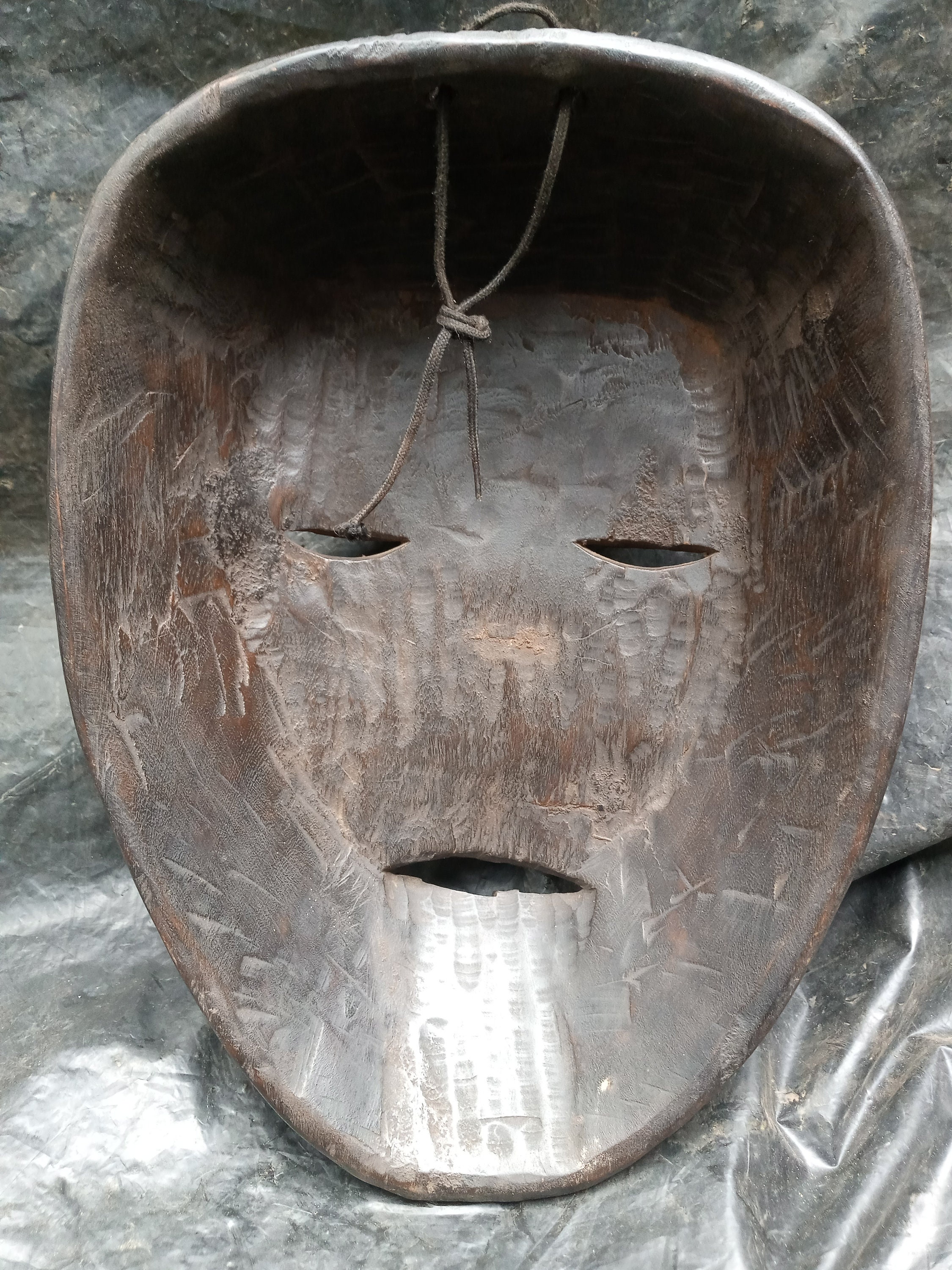 クス族のビーズマスク マルチカラー オリジナル 木彫り コンゴ