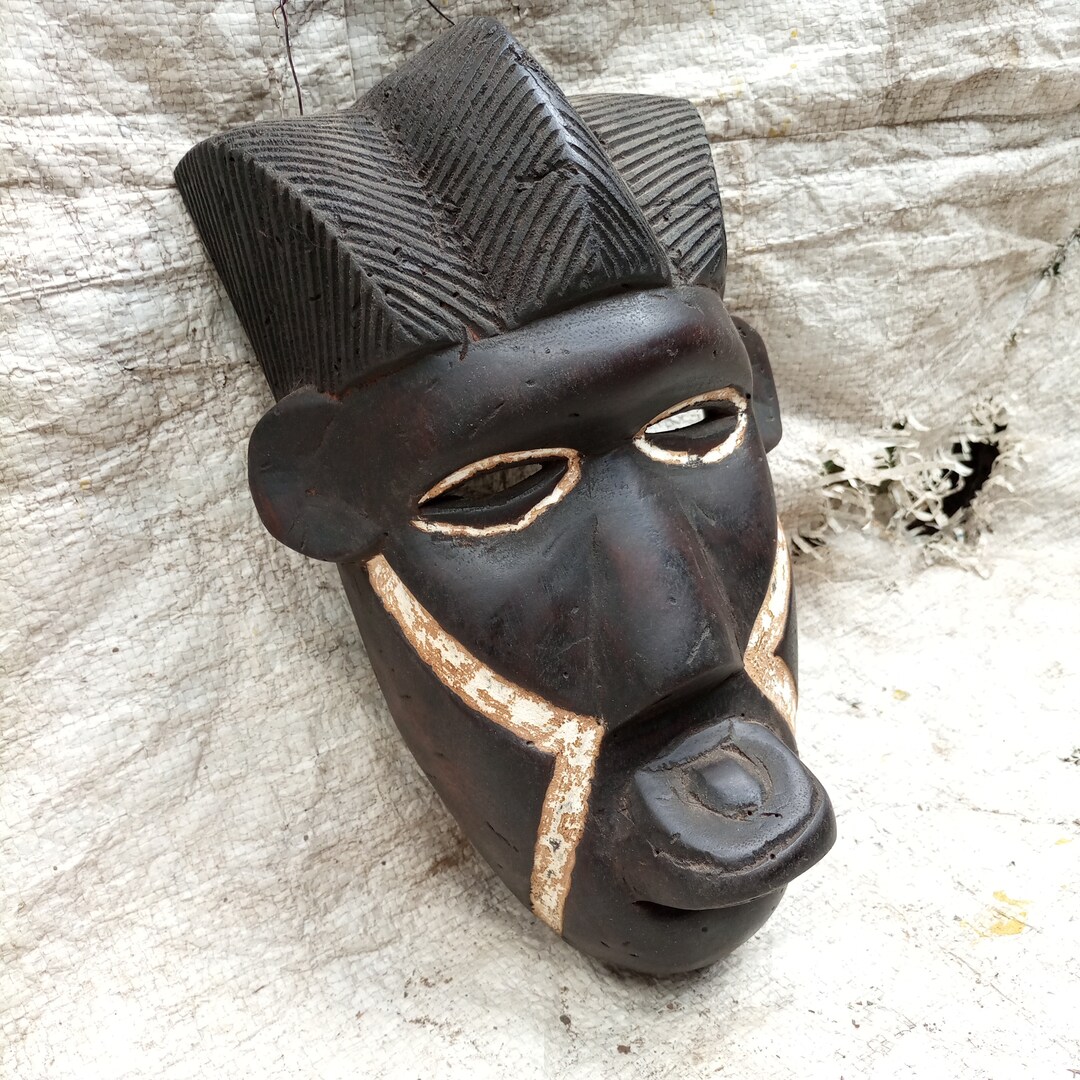 アフリカ民芸品　全長60㎝サイズ　タンザニアマサイ族　木彫り　ペア人形 アフリカ民芸品 全長60㎝サイズ タンザニアマサイ族 木彫り ペア人形