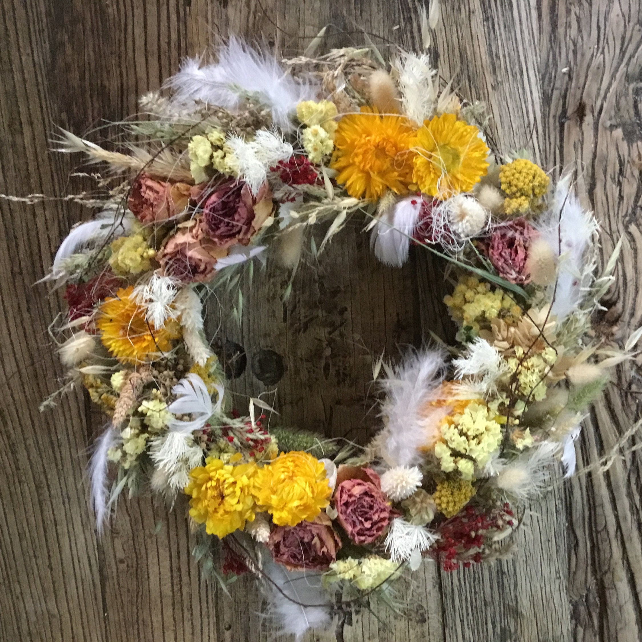 Couronne Murale de Fleurs Séchées et Stabilisées Jaune, Couronne Décorative Naturelle, Champêtre, Ru
