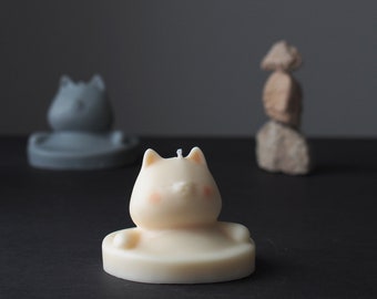 Zazen Cat Candle, Animal Candle, Meditation Candle, Soywax, beeswax, Scented Candle, Handmade Gift idea, Valentine's Day Gift