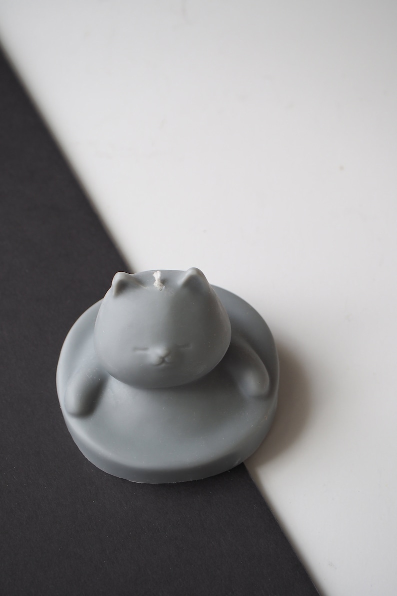 Zazen Cat Candle, Animal Candle, Meditation Candle, Soywax, beeswax, Scented Candle, Handmade Gift idea, Valentine's Day Gift image 5