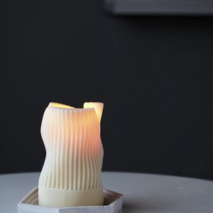 Wavy Sculptured Candle, Ribbed Pillar Candle, Shaped Candle, Beeswax Soy, Custome Scent candle, Handmade Gift, Art Home Decor, minimalist image 4