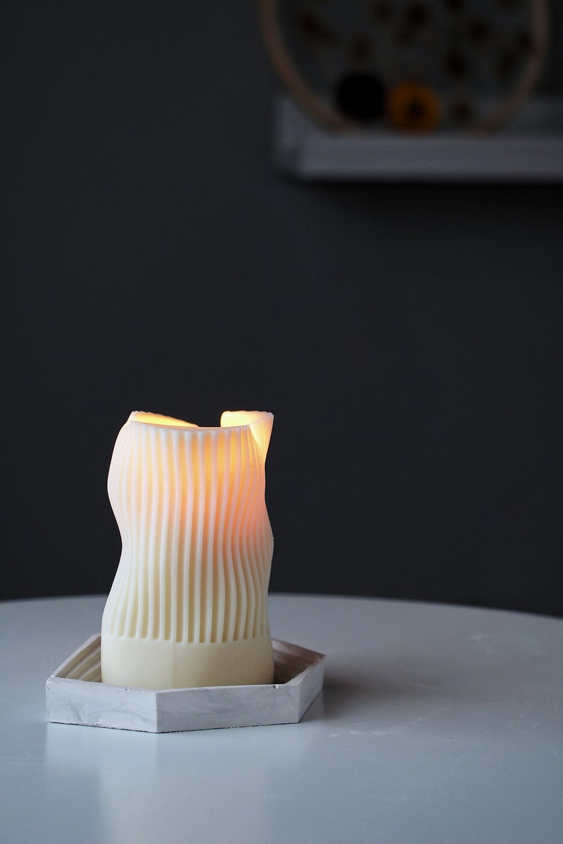 Wavy Sculptured Candle, Ribbed Pillar Candle, Shaped Candle, Beeswax Soy, Custome Scent candle, Handmade Gift, Art Home Decor, minimalist image 4