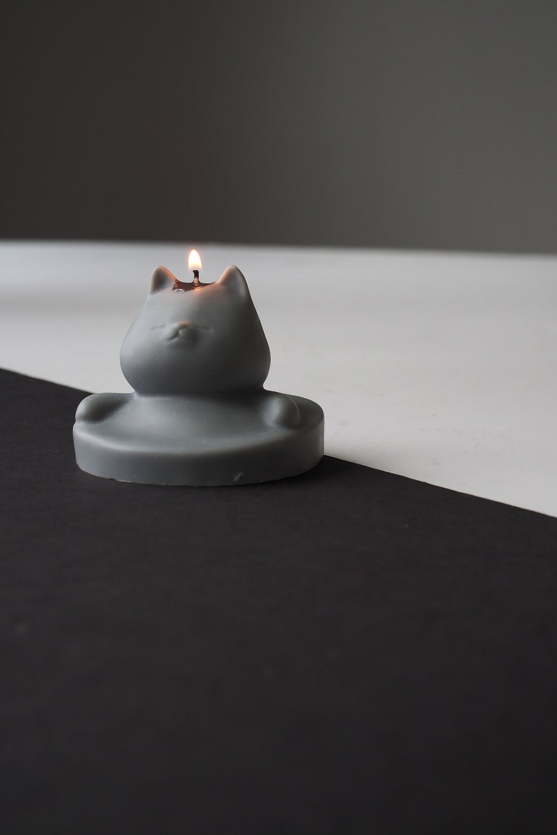 Zazen Cat Candle, Animal Candle, Meditation Candle, Soywax, beeswax, Scented Candle, Handmade Gift idea, Valentine's Day Gift image 4