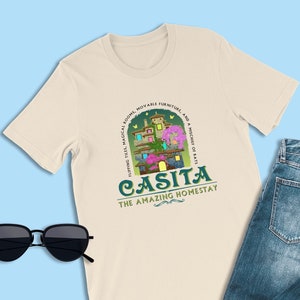 Maglietta Encanto, Casita the Amazing Homestay, Maglietta Casa Madrigal, Walt Disney Animation, Magliette per famiglie Disney World, Maglietta Disneyland