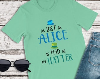 Camisetas de Alicia en el país de las maravillas, camiseta de Tan loca como el sombrerero, camisetas del Sombrerero Loco, camiseta de la Fiesta del Té Loco, camiseta unisex de Disneyland, vacaciones en Epcot
