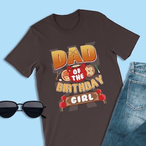 Camisa vermelha, pai da aniversariante, camisetas Pixar Jin Lee, camisetas de aniversário da Disney, camisetas da família Disney World, roupas para o dia dos pais
