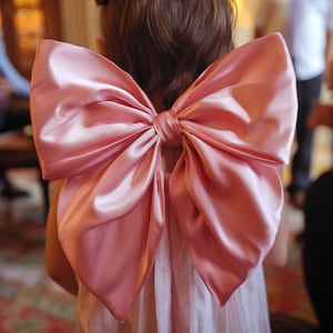 Satin Fairy Bow Wings for Kids – Light Pink Costume Wings for Dress-Up & Special Occasions Butterfly wings for kids Girl birthday costume