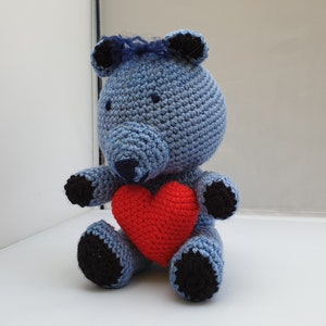 Bear, crocheted, handmade, cuddly toy, amigurumi, with heart
