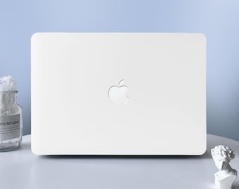 Milk White Solid Color Simple Protective Hard MacBook Case Laptop Case Cover For MacBook Air 11 13 Macbook Pro 13 14 15 16 2020 2022