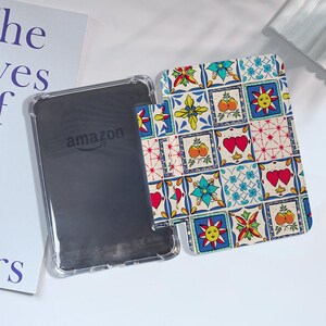 Cartoon Patterns Kindle Case Custom For Paperwhite 1/2/3/4, Kindle 2019/2022, Kindle Paperwhite Cover, Kindle Case With Auto Wake/Sleep no strap&clear back
