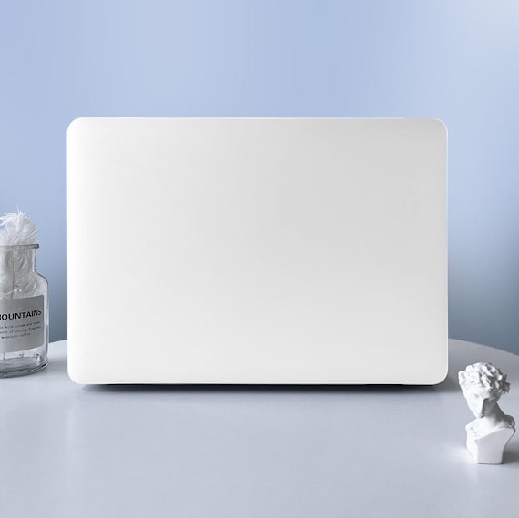 white macbook air case