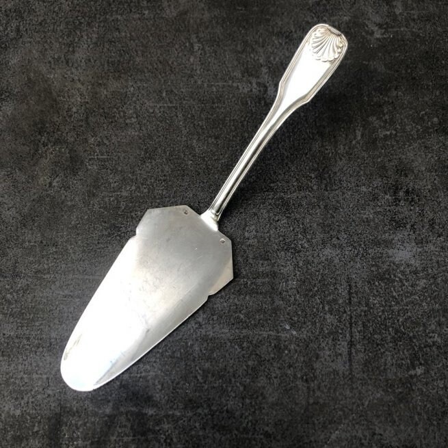Pelle à Gâteau Ancienne Métal Argenté